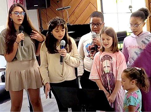 Kids Singing